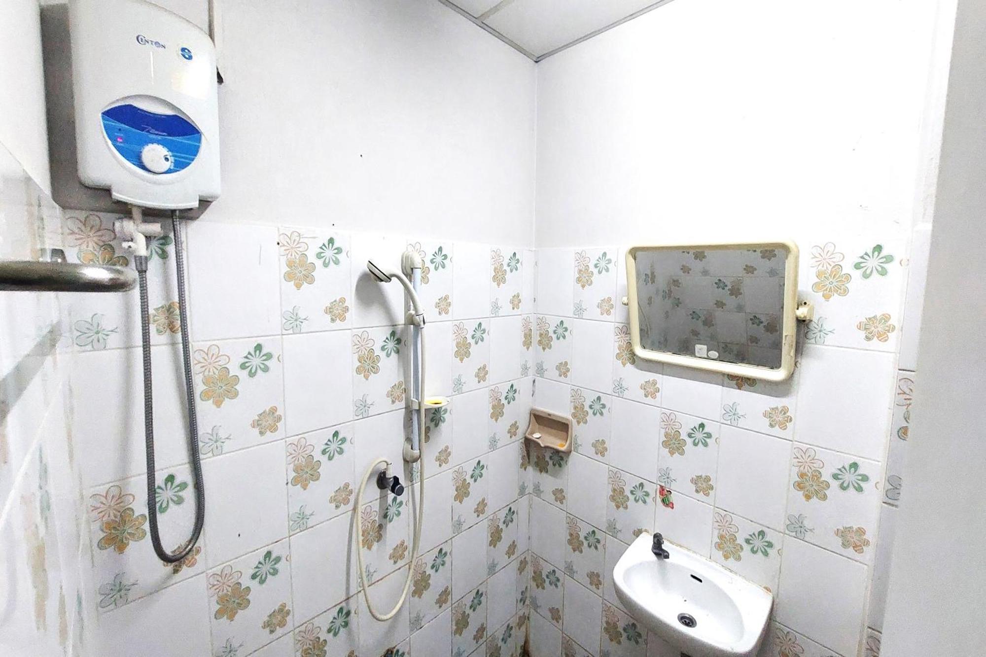 Panasan Villa Банкок Екстериор снимка