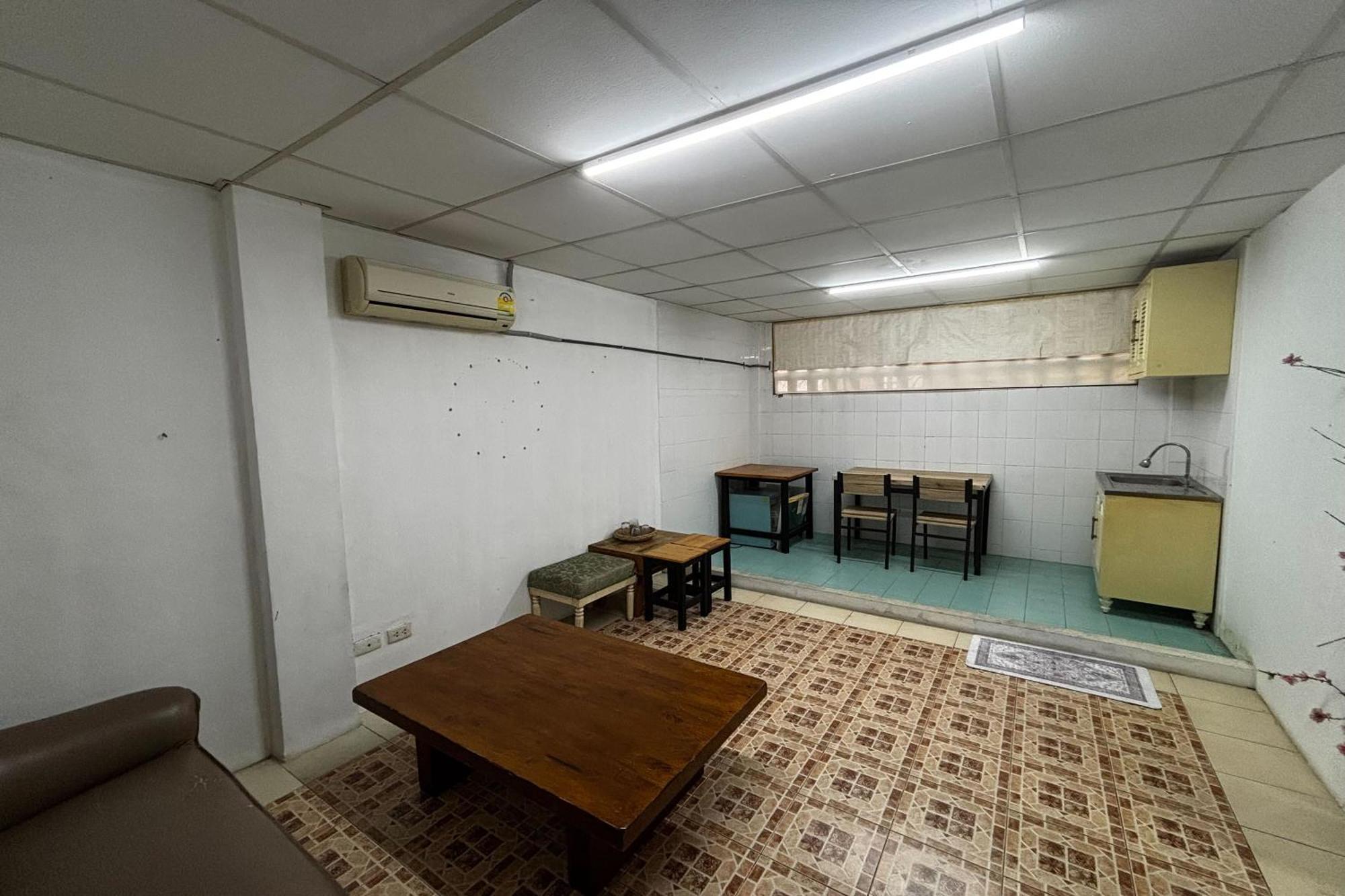 Panasan Villa Банкок Екстериор снимка